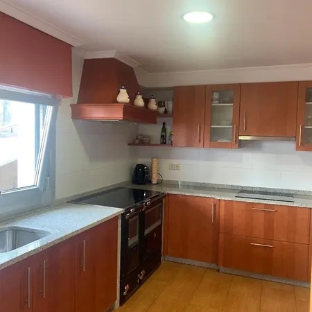 Casa Familiar Completa En Patos *