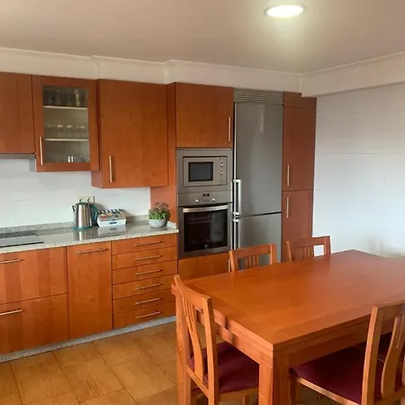 Casa Familiar Completa En Patos * Nigrán