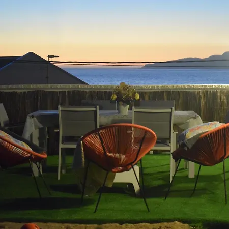 Casa Familiar Completa En Patos *